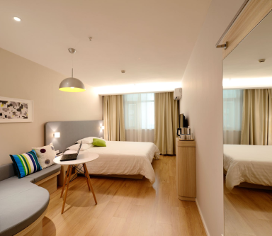 MEDITERRANEAN FLAT